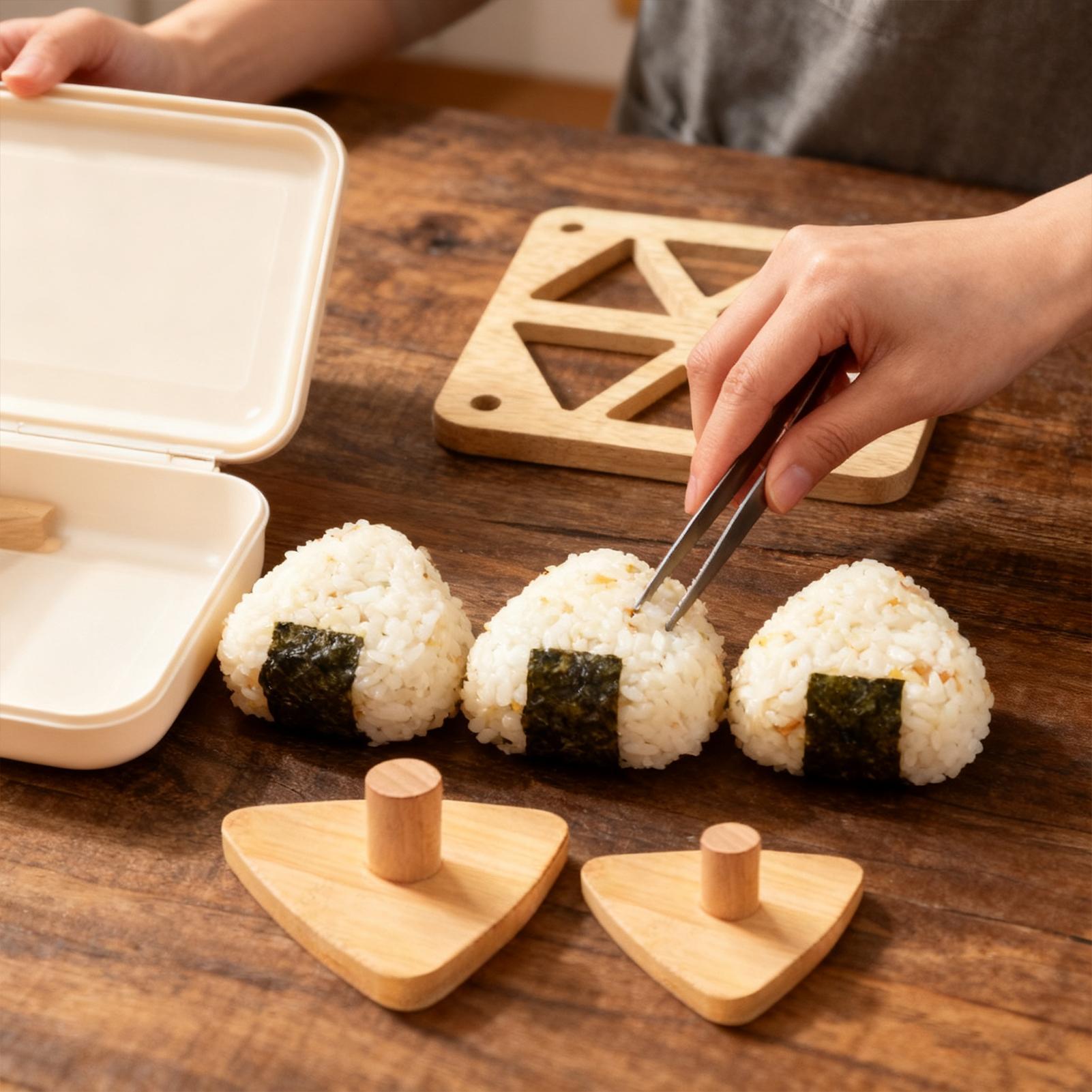 おにぎり型 クラシック木製 ノンスティック 寿司プレス 三角 - Meal Prep With Rice のレビューと価格